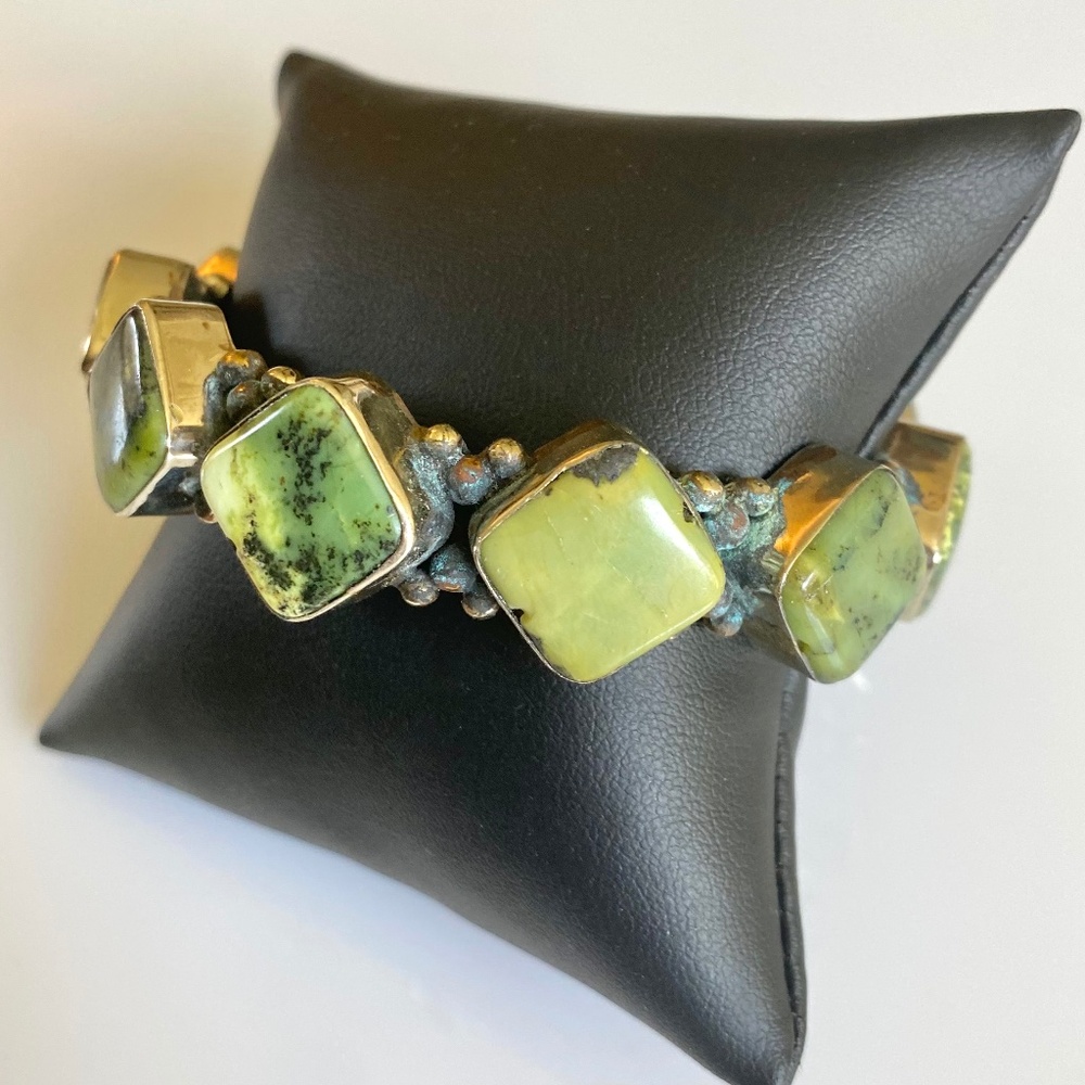 CHUNKY GREEN JASPER BANGLE FROM INDIA